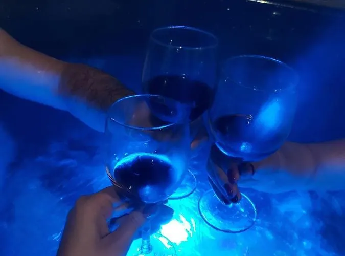 Nad Jeziorem Apartment